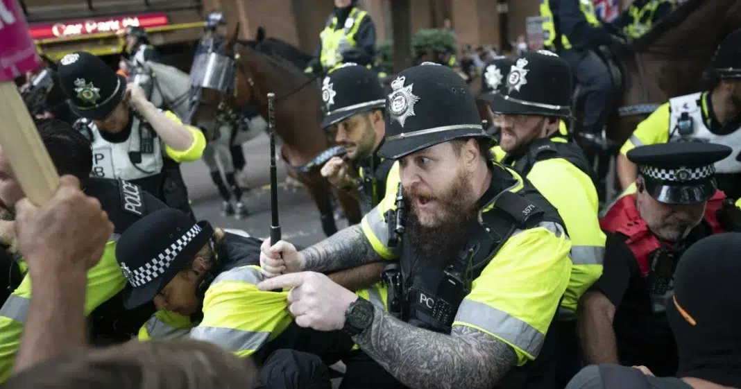 uk_asylum_protest4 uk_asylum_protest4