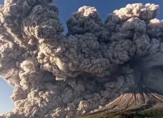 12,000-Year-Dormant Ethiopian Volcano Erupts, Triggering Regional Air Travel Chaos Hayli_volcano